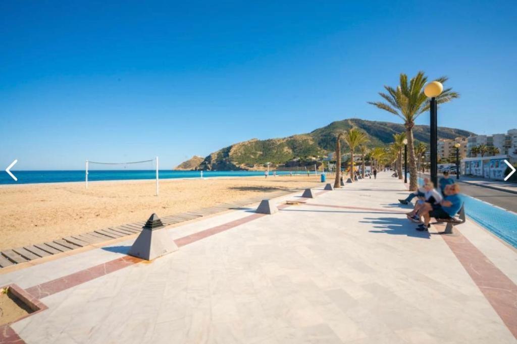 Bright Sunny Albir Beach Apartment El Albir Luaran gambar