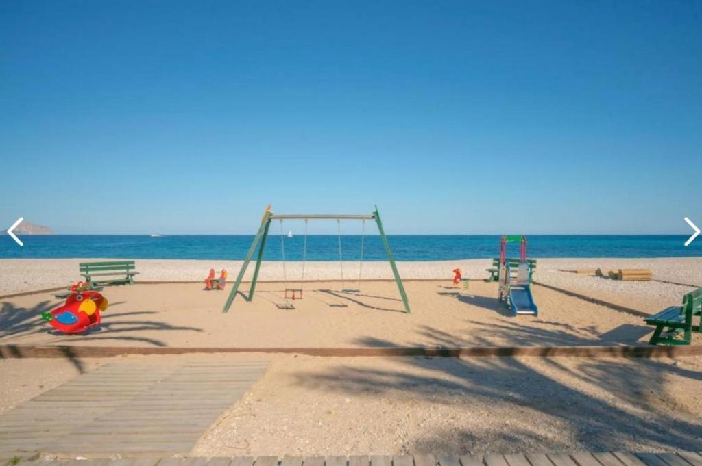 Bright Sunny Albir Beach Apartment El Albir Luaran gambar