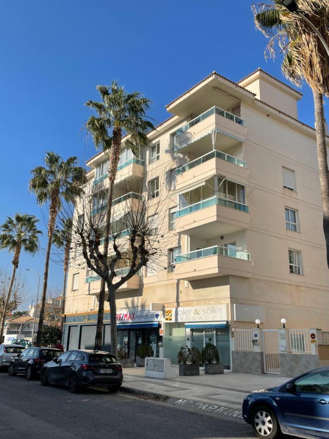Bright Sunny Albir Beach Apartment El Albir Luaran gambar