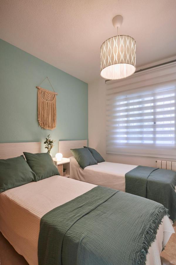 Bright Sunny Albir Beach Apartment El Albir Luaran gambar