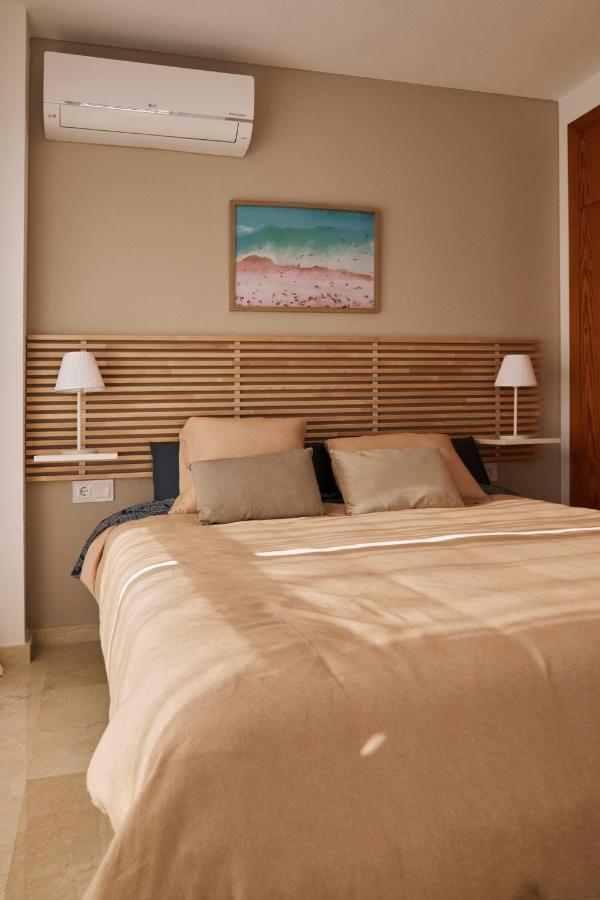 Bright Sunny Albir Beach Apartment El Albir Luaran gambar